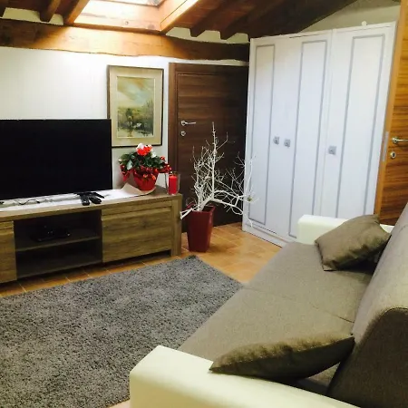 Apartment Mansarda Degli Ulivi *